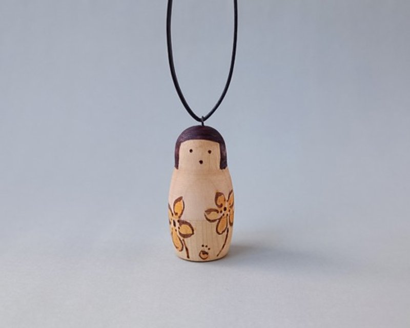 matryoshka strap brown - Items for Display - Wood Yellow