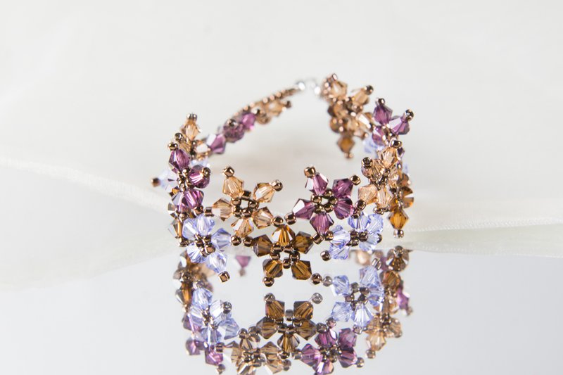 Choco Purple Aquamarine multiflora swarovski bracel, 7 inches and 2 inches chain - สร้อยข้อมือ - คริสตัล สีม่วง