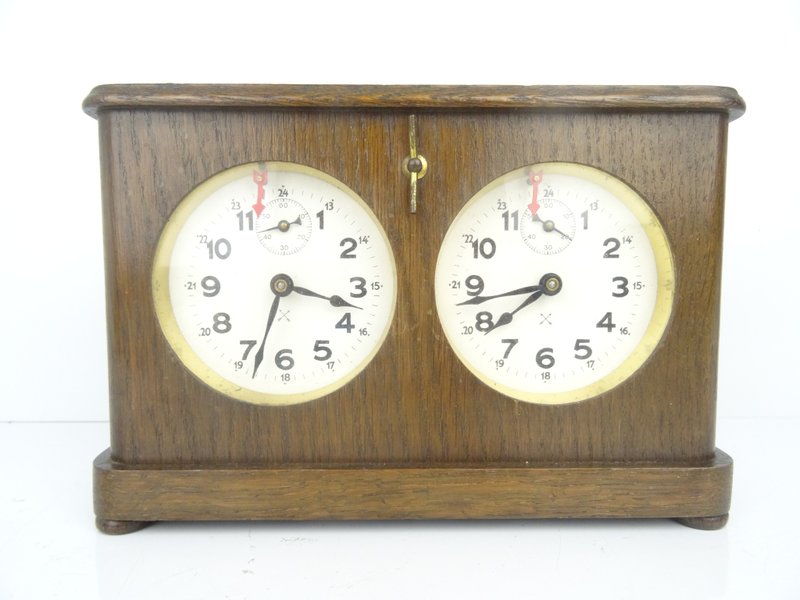 Antique HAC German Chess Clock PFEILKREUZ - Clocks - Wood Brown