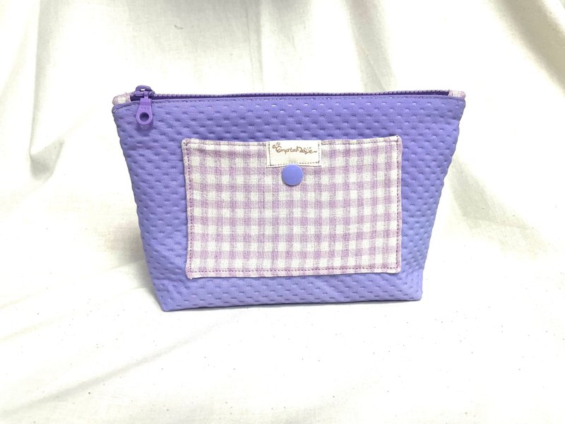 Ready stock - Romantic purple water-repellent fabric with plaid cosmetic bag - กระเป๋าเครื่องสำอาง - ผ้าฝ้าย/ผ้าลินิน สีม่วง