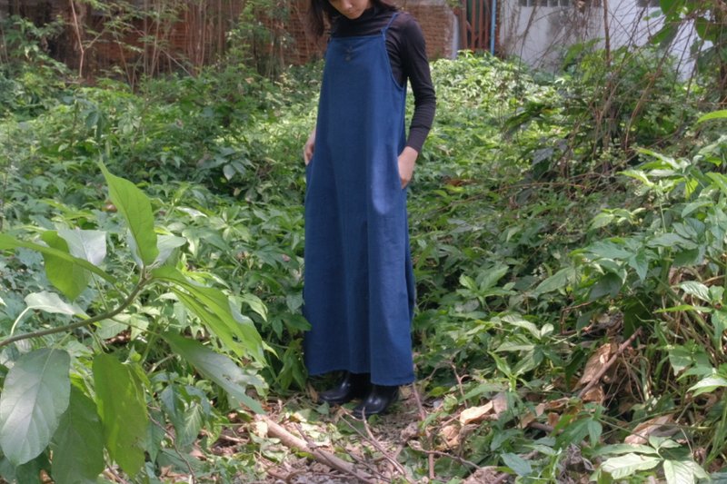 Should String Onepiece | Natural Indigo Dyed | Hand Woven cotton - ชุดเดรส - ผ้าฝ้าย/ผ้าลินิน สีน้ำเงิน