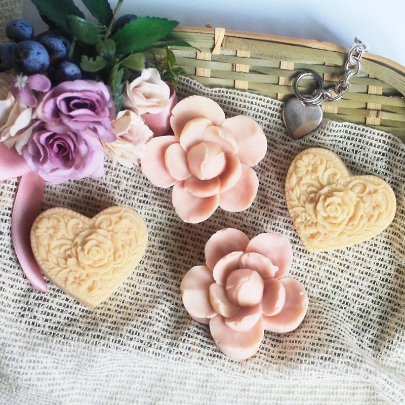 [Heart] Leian Bo Handmade flowers blossoming open. Valentine's Day gift soap │ │ two into groups Cleansing Facial wash bath │ │ bath oil soap - Facial Cleansers & Makeup Removers - Other Materials Pink