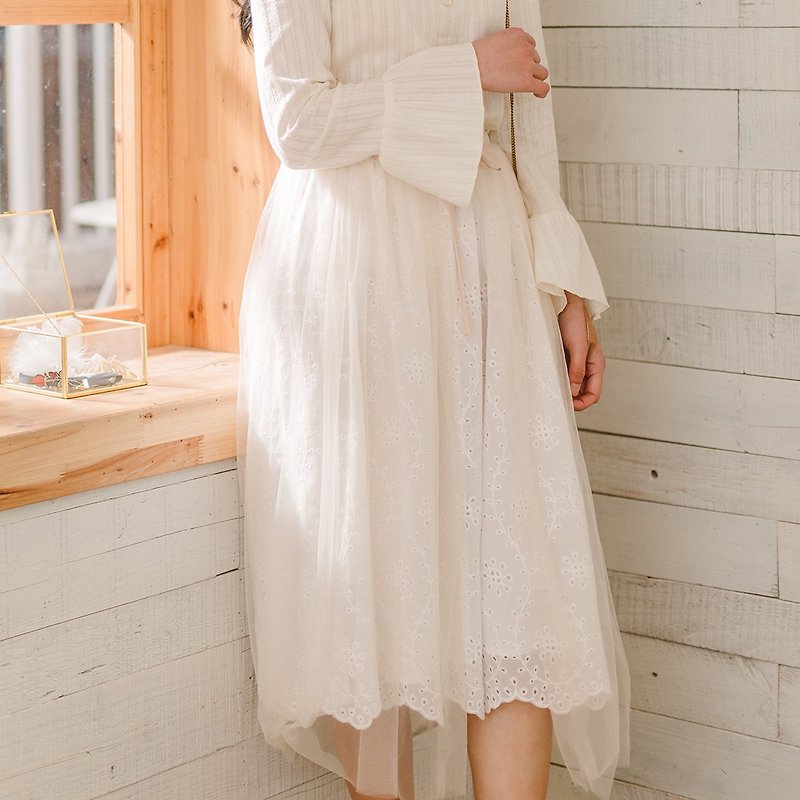 Annie Chen 2018 spring and summer new literary women's solid color two-piece skirt skirt dress - Skirts - Polyester White