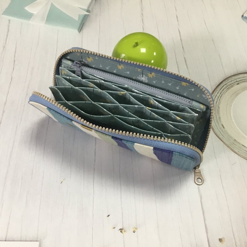Lucky and Wealthy Fengchao Long Clip - Blue Sky and Blue Sea - Wallets - Cotton & Hemp Blue