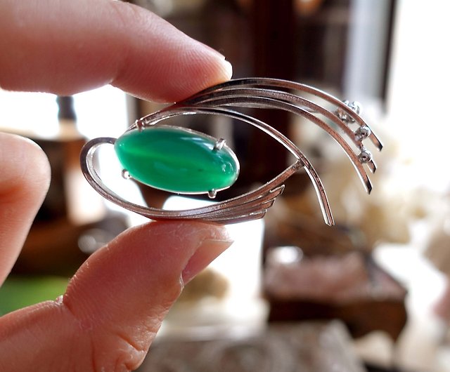 緑瑪瑙石宝石クリスタル ブローチ ハート口ピン ブローチ日本中世高級