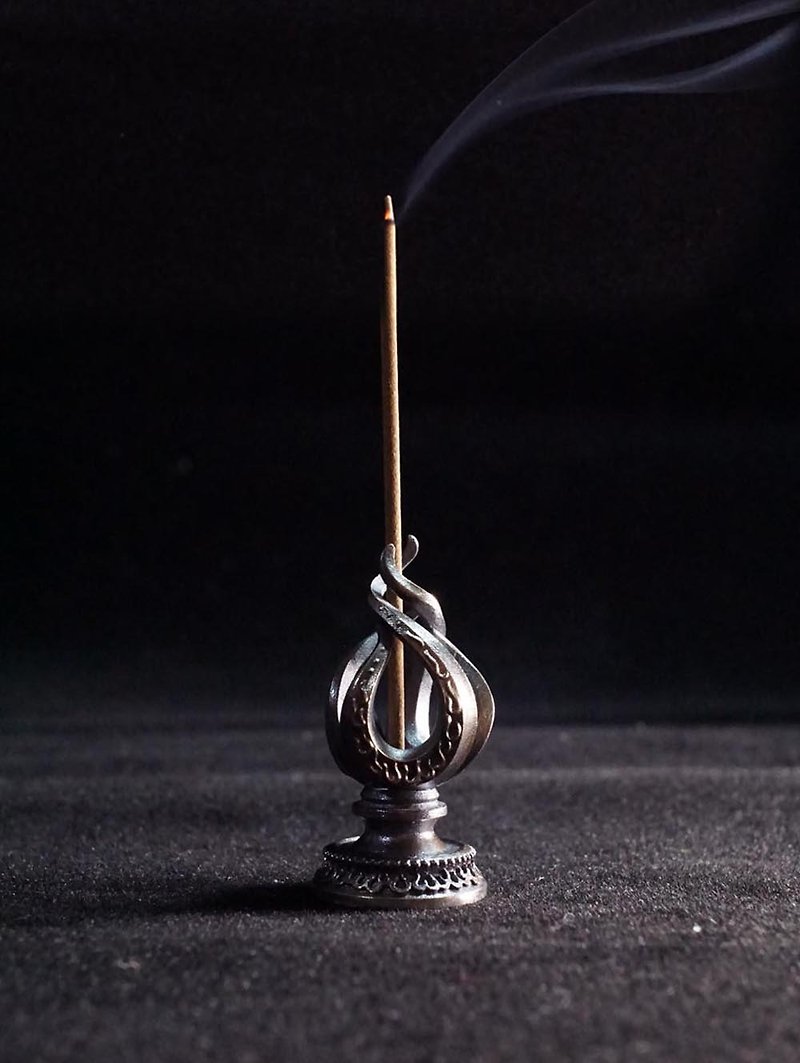 A flame incense stick in 925 Silver - น้ำหอม - เงิน 