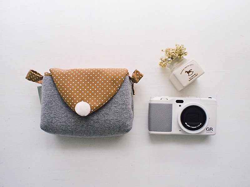Triangle envelope activity buckle with camera bag zipper - dark gray + brown dot (spot) - Camera Bags & Camera Cases - Cotton & Hemp Khaki