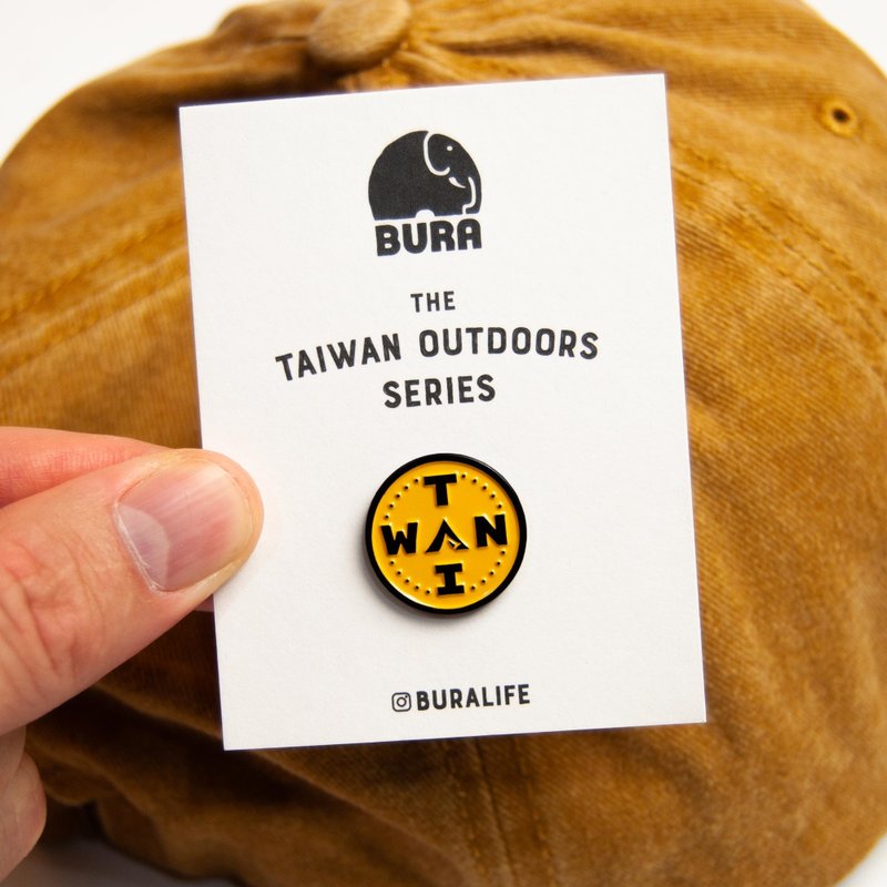 Taiwan Camping Pin Brooch - BURA Taiwan Outdoor Series Pins - เข็มกลัด - วัตถุเคลือบ สีเหลือง