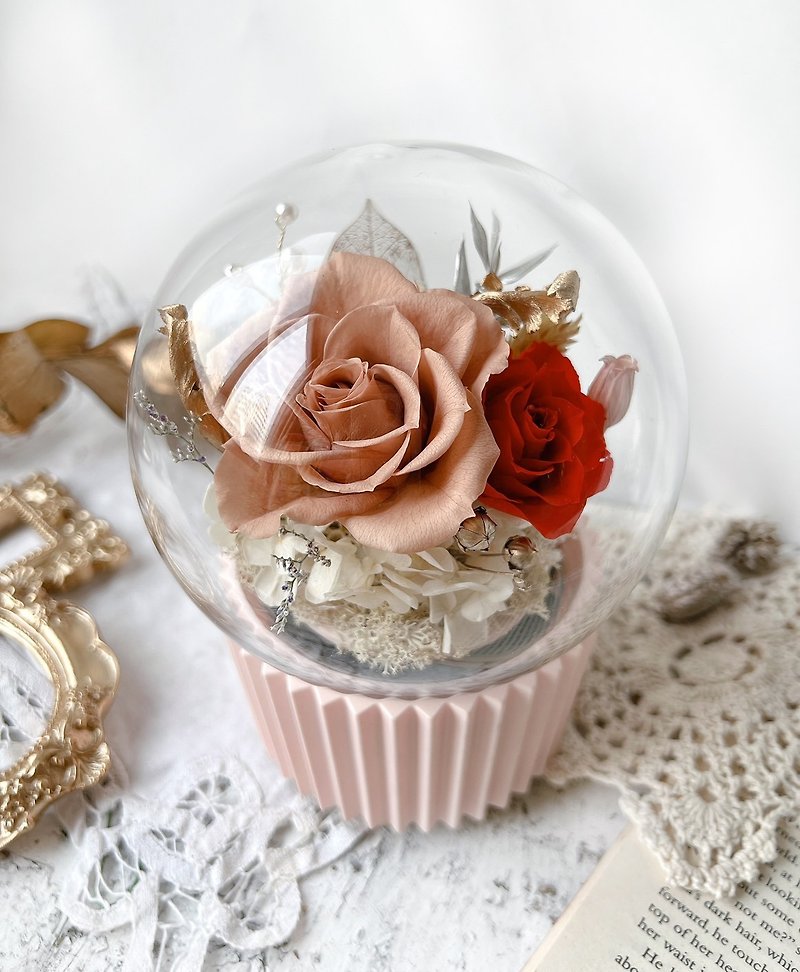 Glass cover Preserved Flower/Sky City Music Box/Rotating Music Box - Dried Flowers & Bouquets - Plants & Flowers Pink