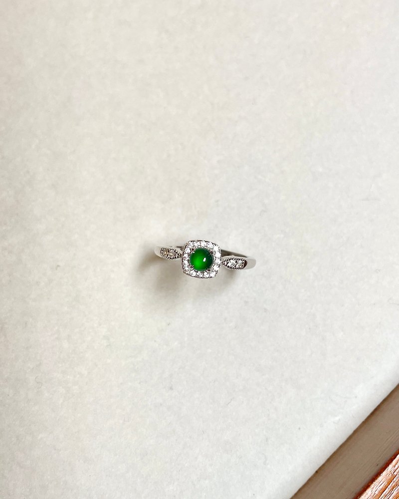Ice glass princess Fang Yang green jadeite ring s925 sterling silver plated with 18k gold - แหวนทั่วไป - หยก สีเขียว