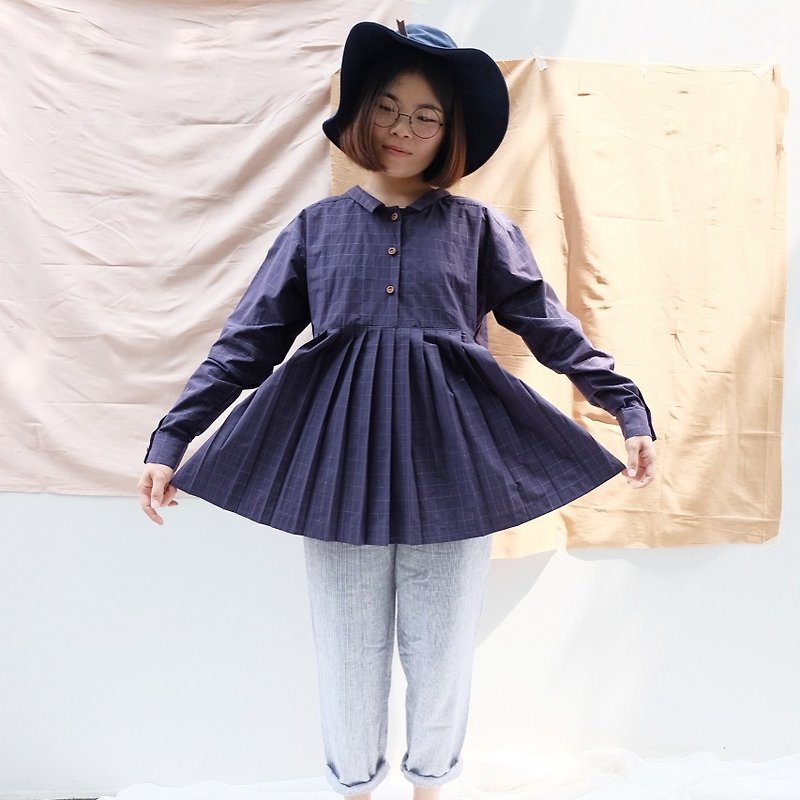 Twin shirt (can wear both sides) : Blue Color - 女上衣/長袖上衣 - 棉．麻 藍色