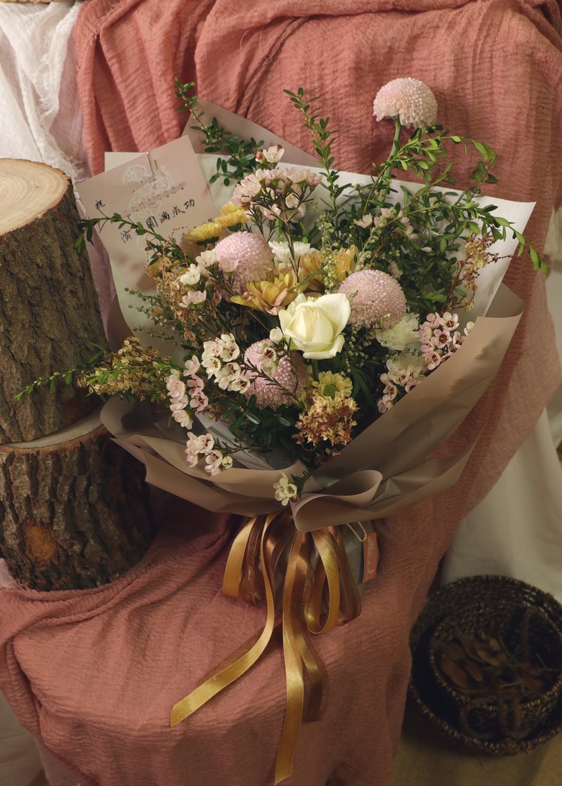 鮮花花束 求婚花束 情人節花束 生日花束 客製花束 祝賀花束 花禮 - 乾燥花/永生花 - 植物．花 