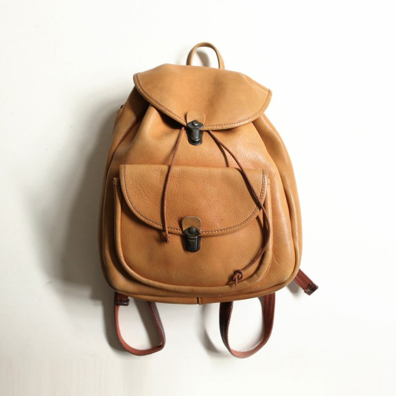 A ROOM MODEL - VINTAGE, BB-0735 after caramel color leather backpack - กระเป๋าเป้สะพายหลัง - หนังแท้ สีนำ้ตาล