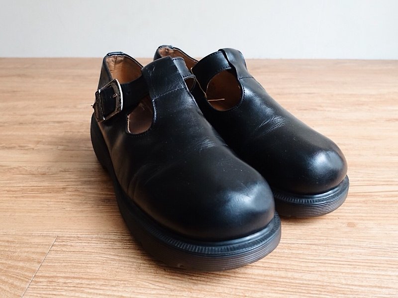 Vintage Shoes / Dr.Martens Master Martin / Mary Jane Shoes no.15 - รองเท้าหนังผู้หญิง - หนังแท้ สีดำ