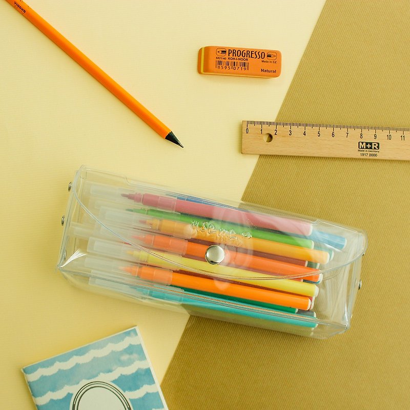 UseMe / Transparent Triangle Exam Pen Case - กล่องดินสอ/ถุงดินสอ - พลาสติก สีใส
