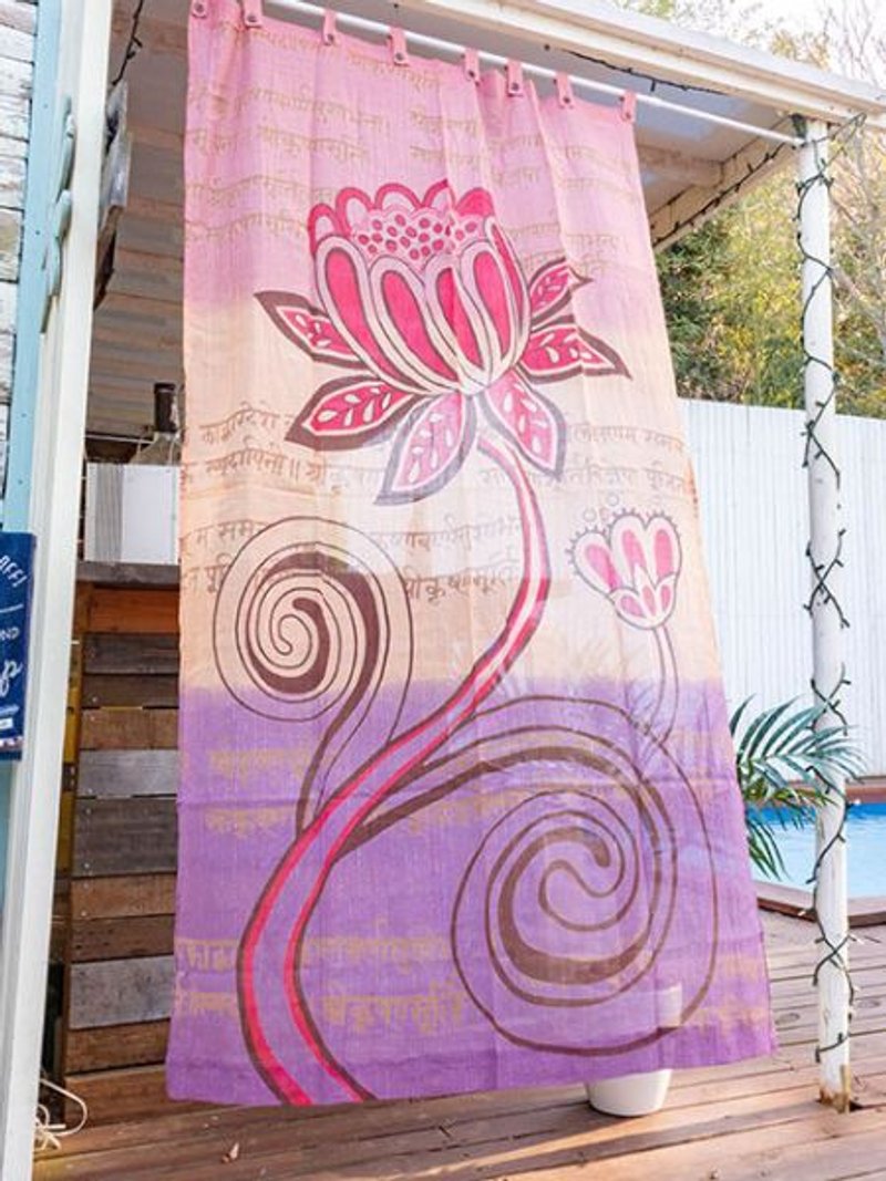 Lotus Curtain 178cm - 門簾/門牌 - 其他材質 