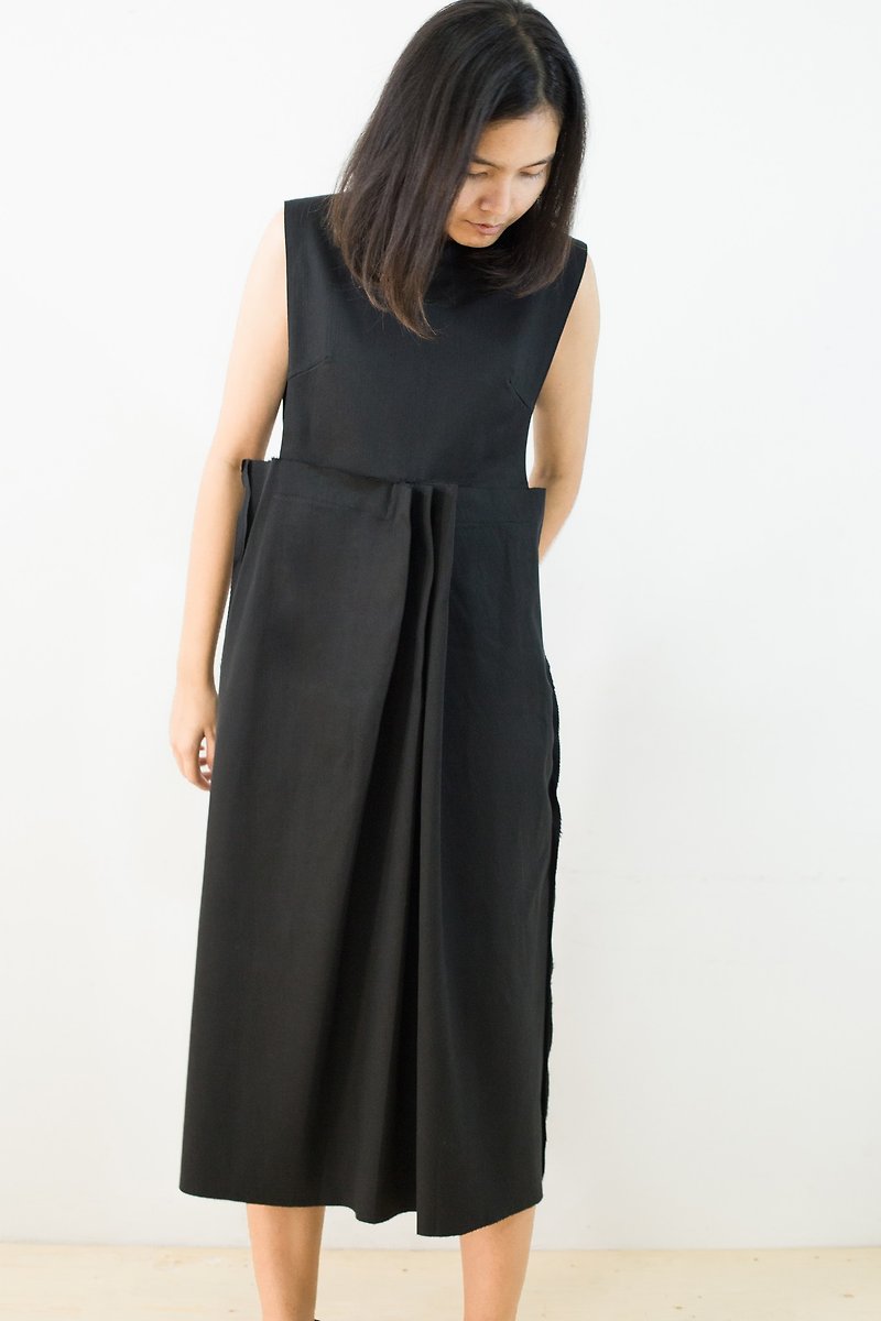 Mani Mina Black Pleat Jeans Overall - 洋裝/連身裙 - 棉．麻 透明