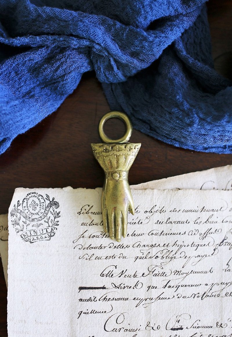 European classic antique hand clip No.7 ring letter clip clip hand clip - แฟ้ม - โลหะ สีทอง