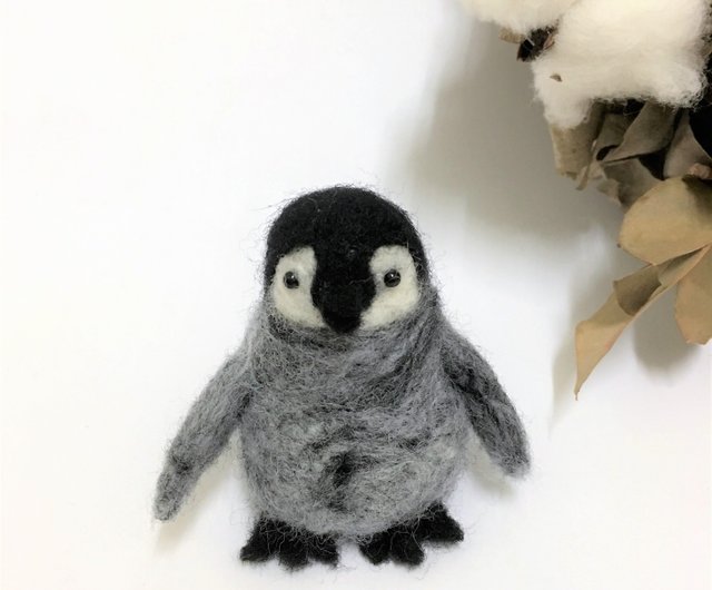 【お値下げ中！】ペンギンさんのチョコレートインテリア　羊毛フェルト ペンギンさんのチョコレートインテリア 羊毛フェルト