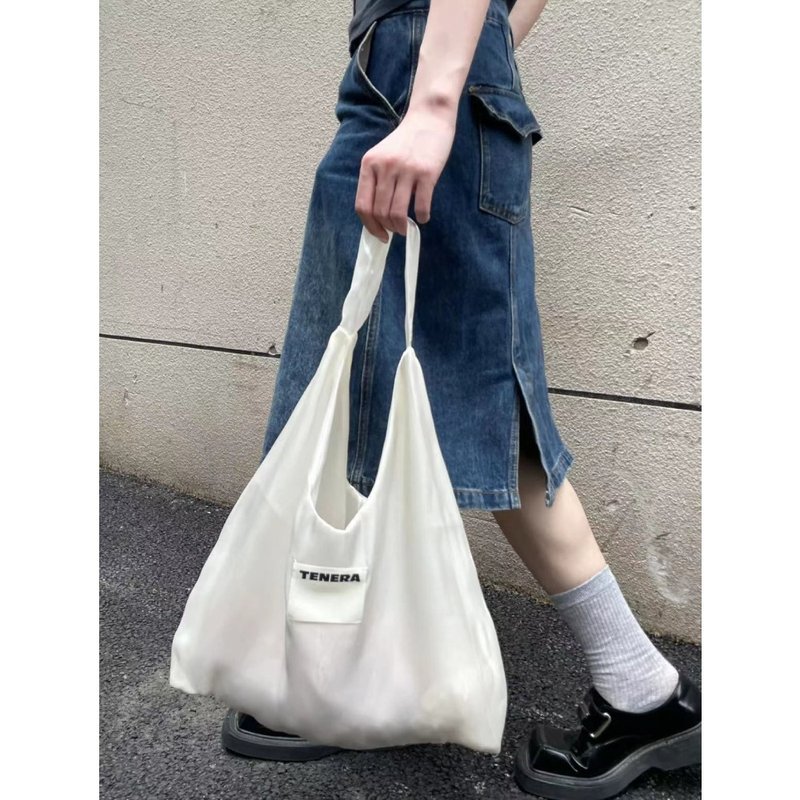 [TENERA] Ballet Shoulder Bag - Pearl White Gentle Style Recycled Eco Bag Shoulder Bag - กระเป๋าแมสเซนเจอร์ - เส้นใยสังเคราะห์ ขาว