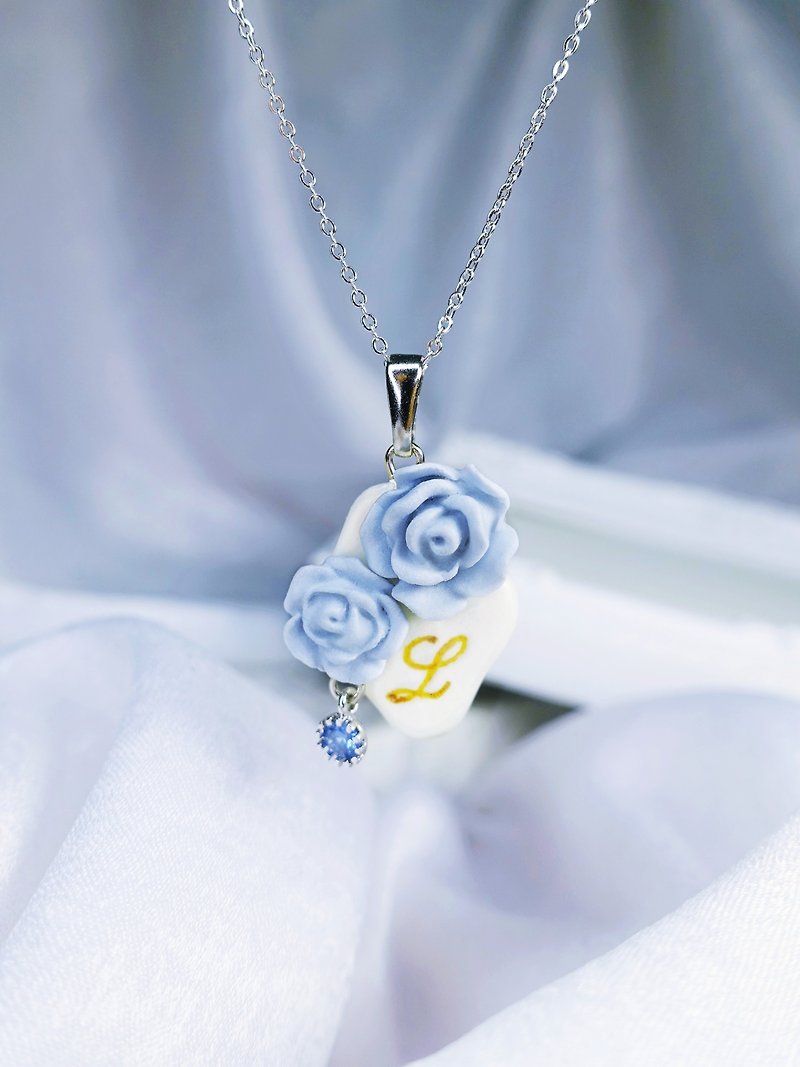 Beautiful rose hand-painted letter necklace pink blue - Necklaces - Clay Blue