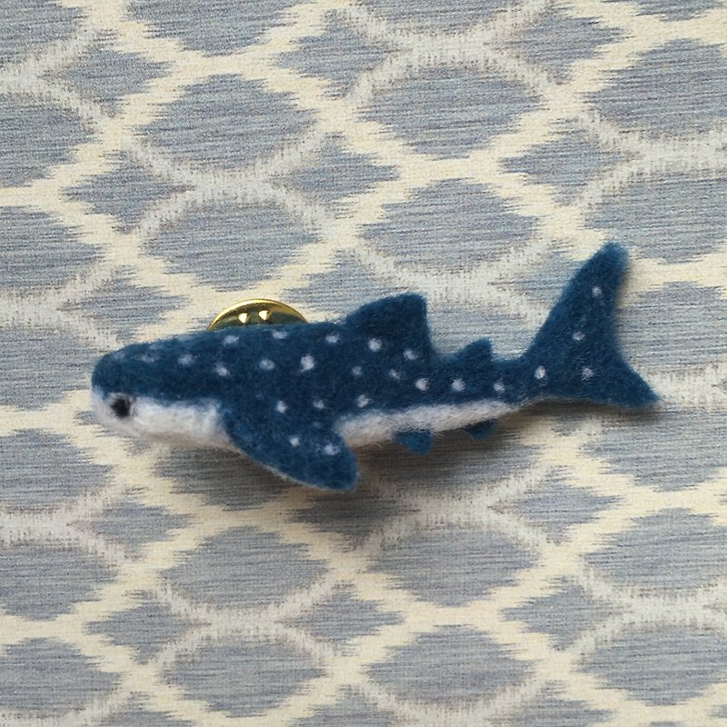 Whale Shark-Handmade Wool Felt Pin - เข็มกลัด - ขนแกะ สีน้ำเงิน