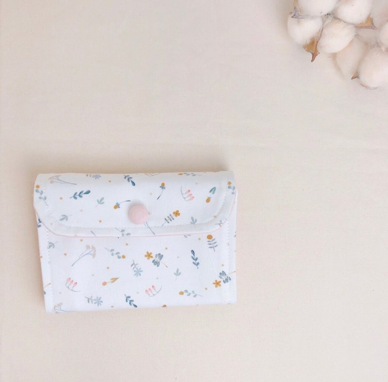 *Handmade by Mianhuatang*Pink garden magnetic buckle bag - Coin Purses - Cotton & Hemp White