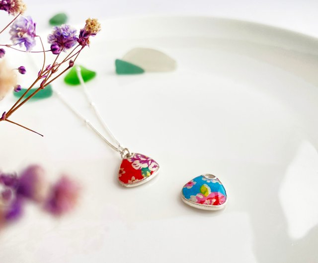 展示用/レジン/虹とうさぎ スターフラワー 蓄光 オルゴナイト