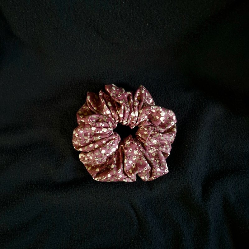 Handmade scrunchy: little flowers on the brown background. - Hair Accessories - Cotton & Hemp 