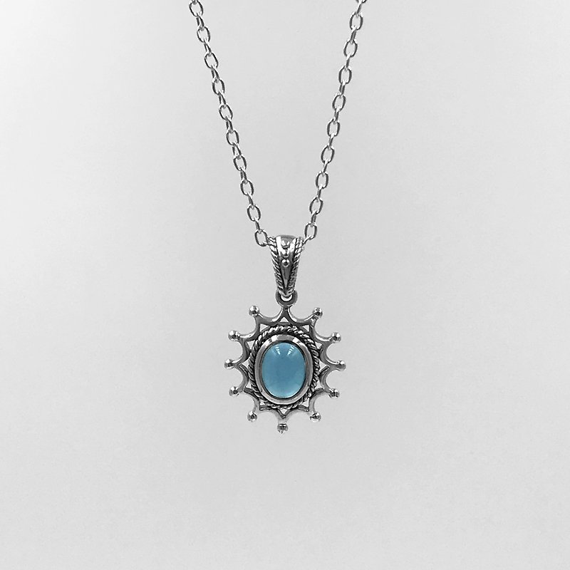 JE-N022 [Blue zircon・925 sterling silver] antique silver Egyptian sun handmade = necklace - สร้อยคอ - เงินแท้ สีน้ำเงิน