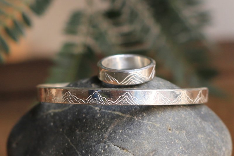 春秋手作 | 999足銀 鏨刻山紋手鐲 戒指 | 古法全手工制銀 - 手鍊/手鐲 - 純銀 