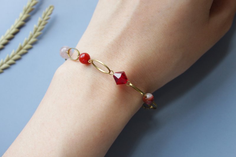 Jewelry boxes - bracelet - สร้อยข้อมือ - โลหะ สีแดง