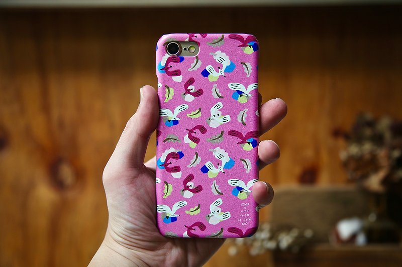 Bird in the leaves iPhone case - Purple - スマホケース - プラスチック 多色