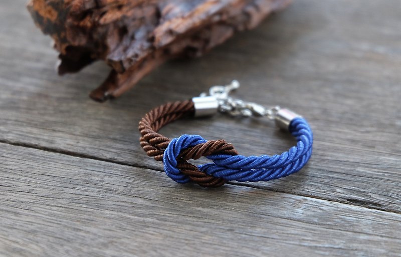 Admiral blue & Chocolate brown knot rope bracelet - 手鍊/手鐲 - 聚酯纖維 藍色
