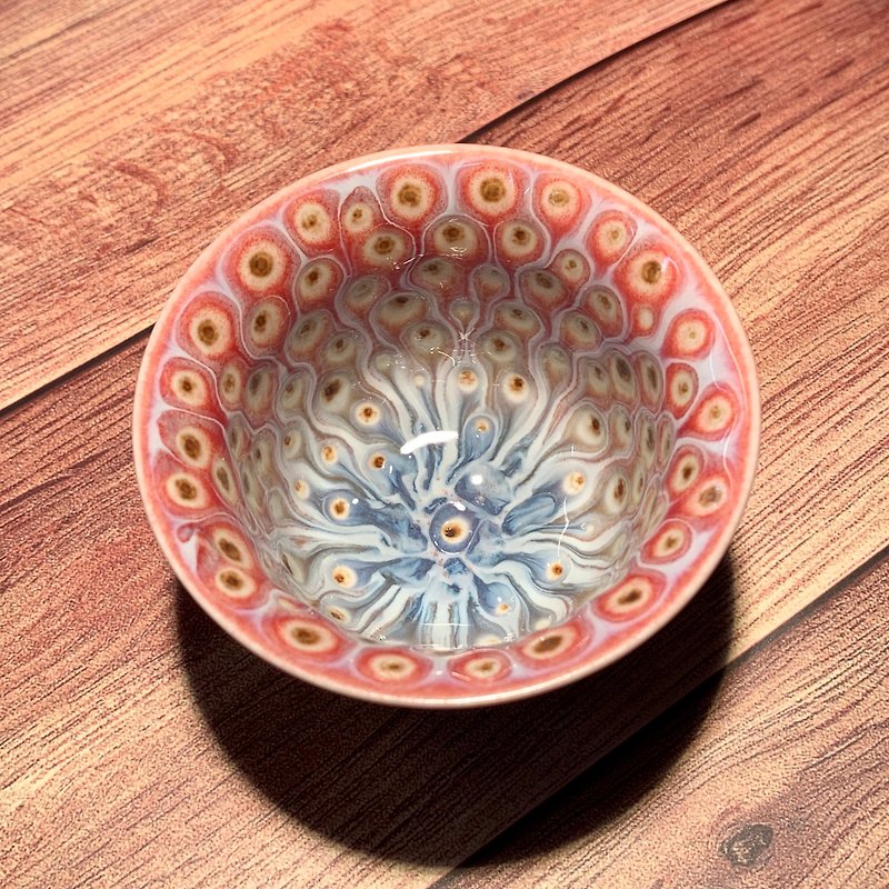 Peacock teacup / Taiwan pottery artist Yu-ning, Chiu / P95 - Teapots & Teacups - Porcelain Multicolor