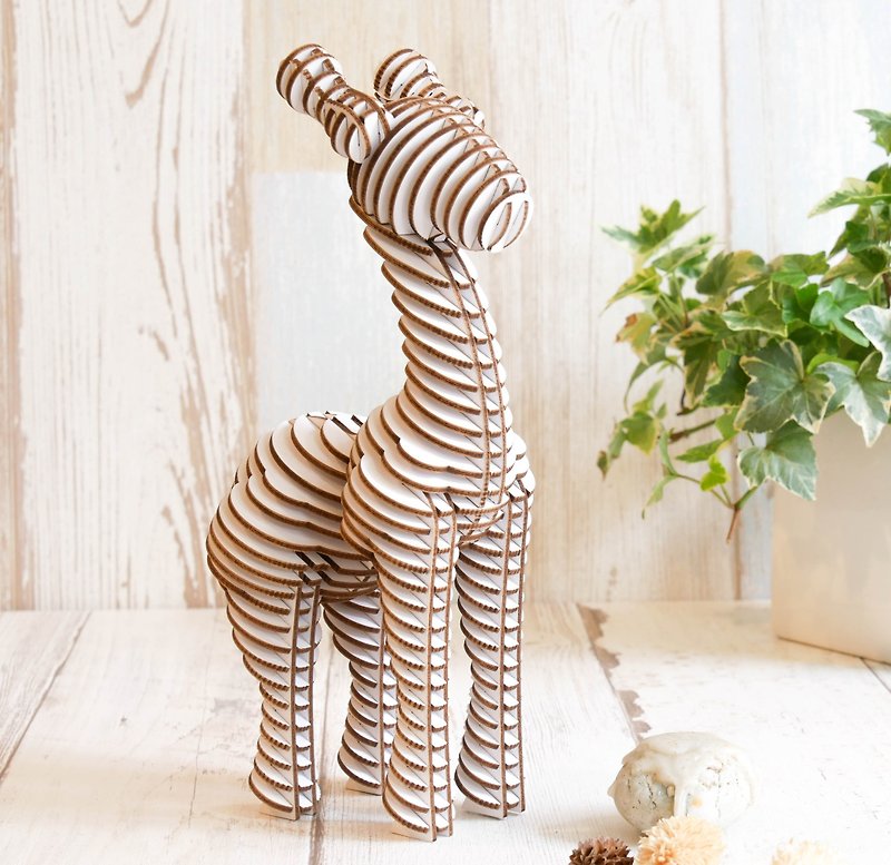 Lcuy the Giraffe/3D Craft Gift/ - ของวางตกแต่ง - กระดาษ 
