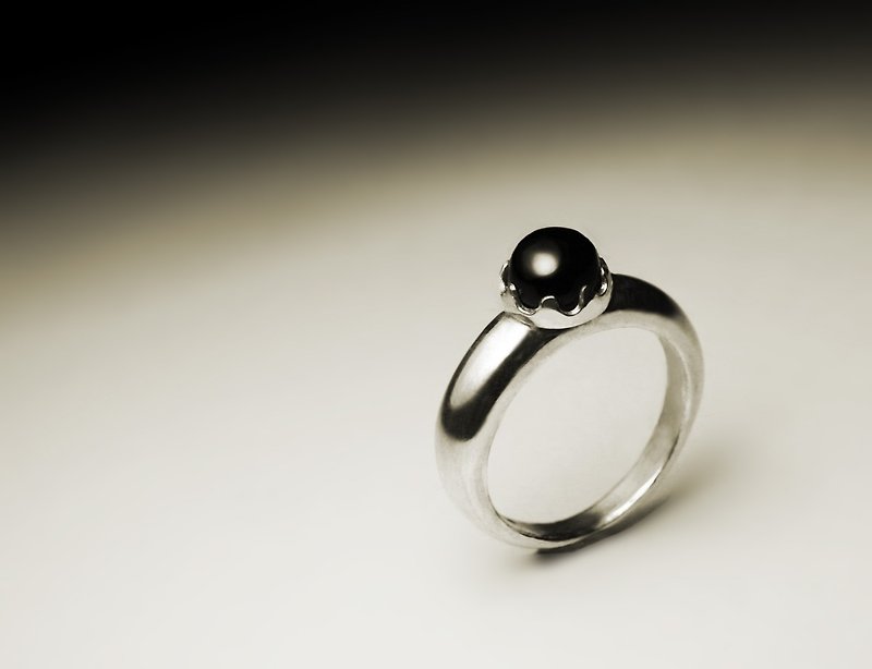 Black Star Stone Fine Circle Ring - แหวนทั่วไป - โลหะ สีเงิน