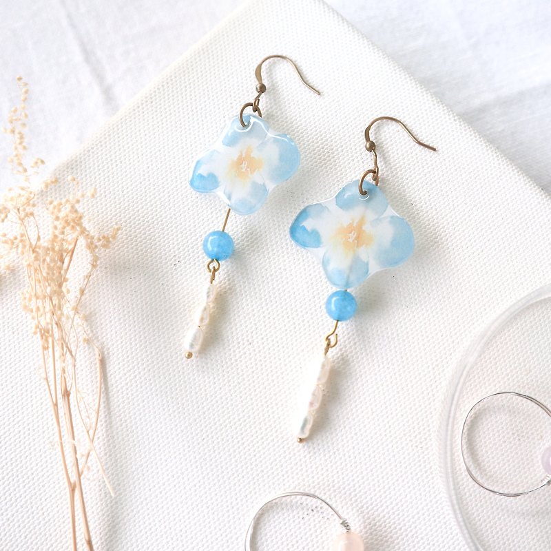 Flower collection book handmade earrings - small lucky freshwater pearl dyed sea blue jade can be changed - ต่างหู - เรซิน สีน้ำเงิน