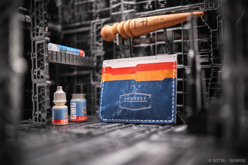 【 RX-78-2 GUNDAM 】Card Holder - motto x GUNDAM Series - Toolkit Set - เครื่องหนัง - หนังแท้ 