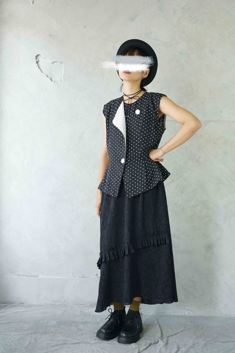 Treasure Hunt Vintage Clothing-Black and White Water Jade Dot Showa Era Waist Retro Lapel Vest - Women's Vests - Polyester Black