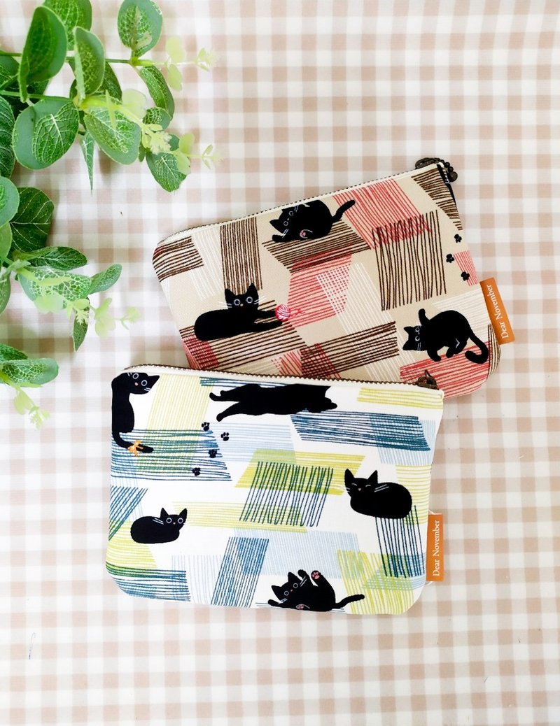 Light-picking series universal bag/coin purse/cosmetic bag/storage bag/cute black cat style - Coin Purses - Cotton & Hemp Multicolor