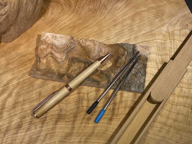 Special refill for Taiwan cypress ballpoint pen - ปากกา - โลหะ สีน้ำเงิน
