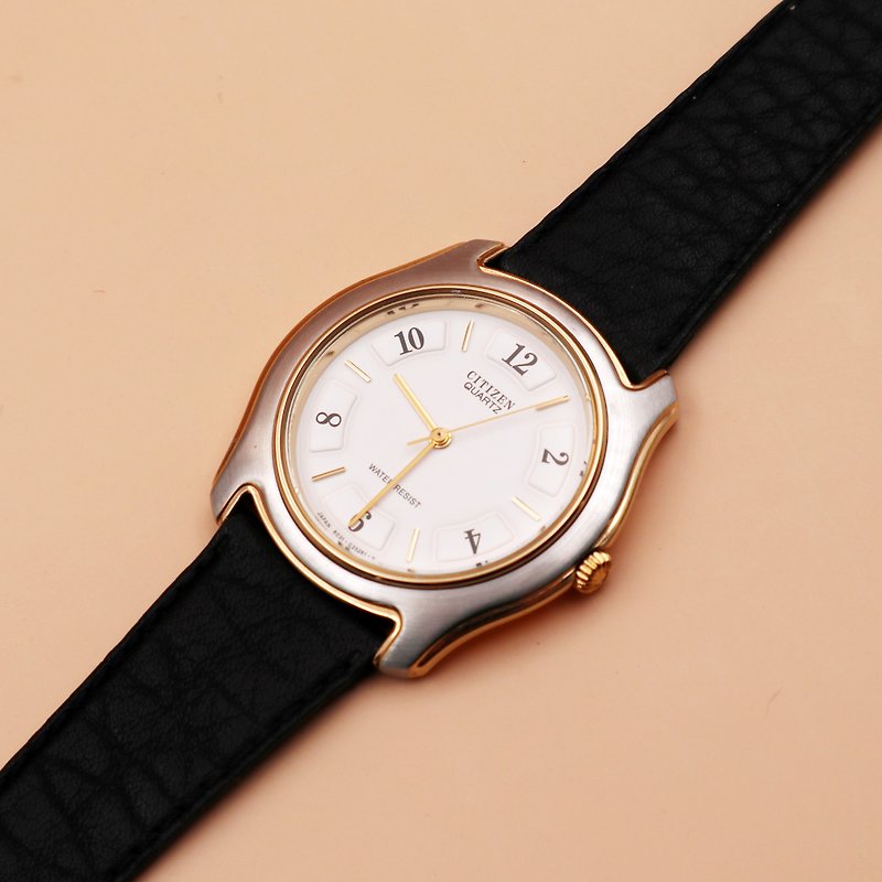 CITIZEN造型系列古董錶 - 女裝錶 - 真皮 