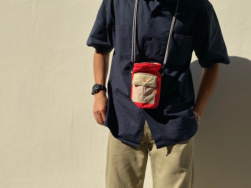 japfac Getty Bag Two tone Red - กระเป๋าหูรูด - ผ้าฝ้าย/ผ้าลินิน สีแดง