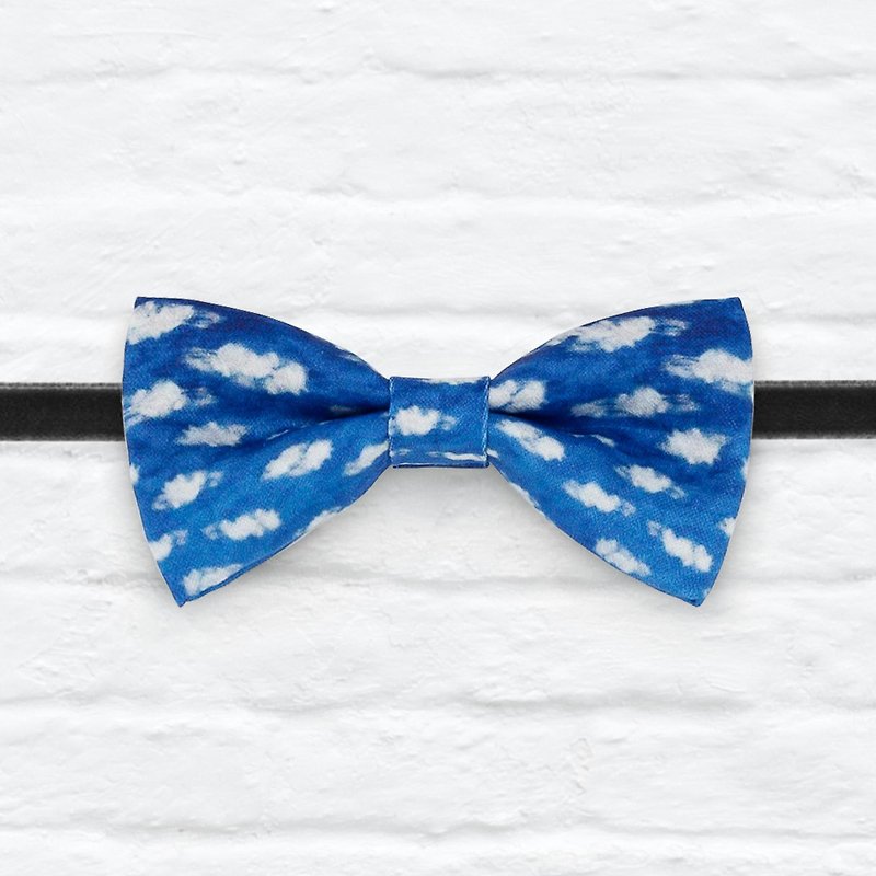 Style 0188 Bowtie - Modern Boys Bowtie, Toddler Bowtie Toddler Bow tie, Groomsmen bow tie, Pre Tied and Adjustable Novioshk - Chokers - Paper Blue