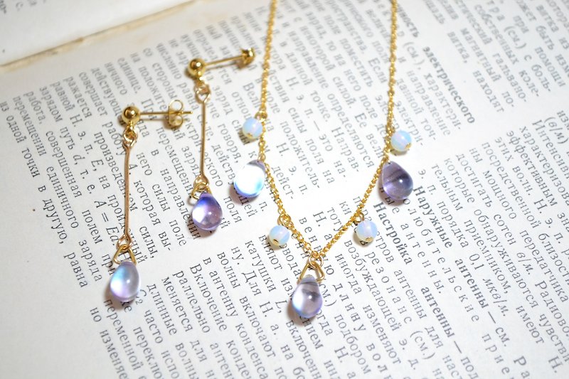 Light Jewelery | Water Drops Blue Purple Color Change Moon Stone Czech Glass Pearl Earrings + Necklace Set - สร้อยคอ - แก้ว สีน้ำเงิน
