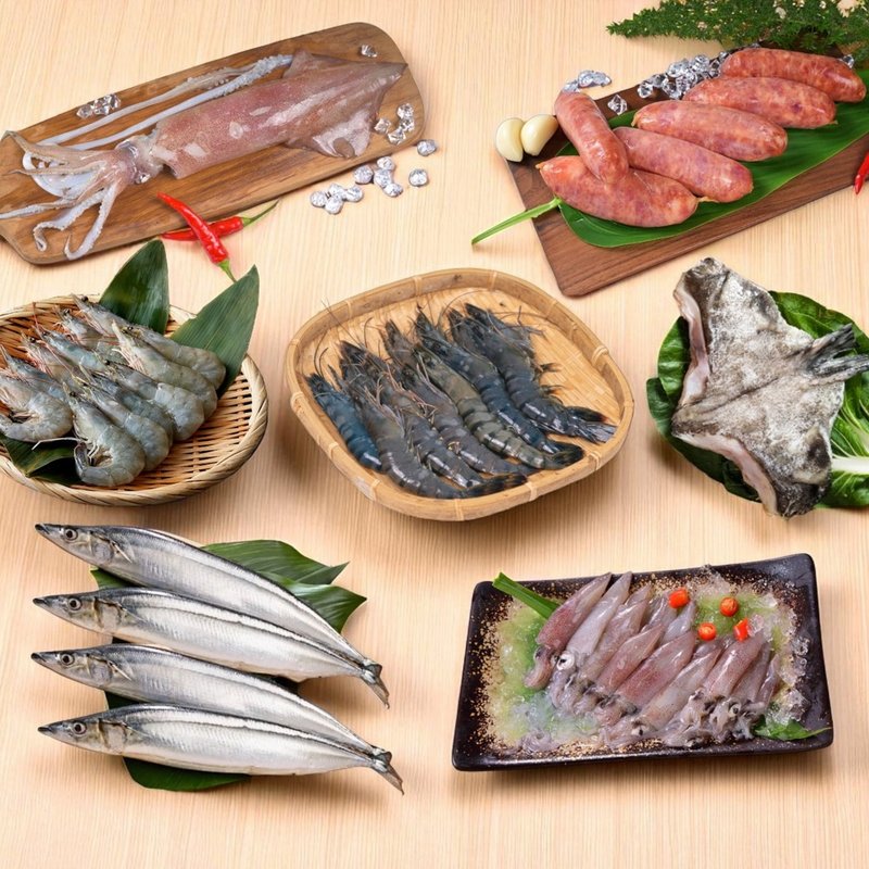 鱻烤團圓七珍盒(草蝦+白蝦+秋刀魚+透抽+飛魚卵香腸+魚下巴+小卷) - 其他 - 新鮮食材 