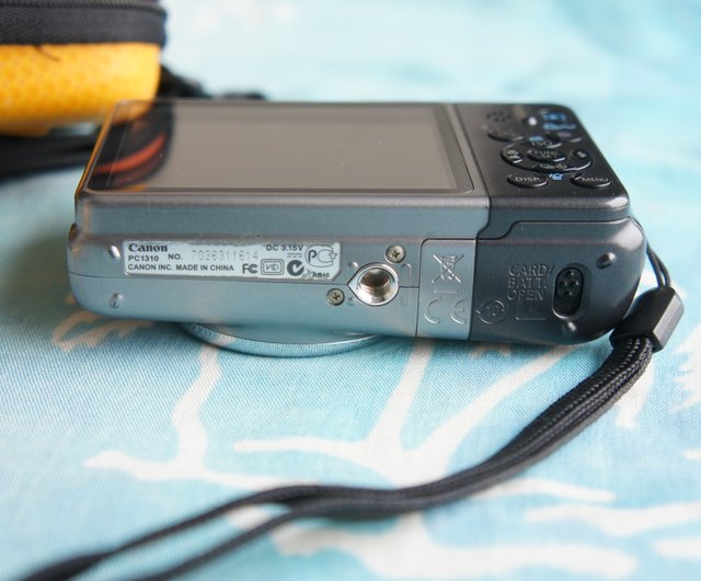 【極美品】Canon Power Shot A2000IS Amazon.com : Canon Powershot A2000IS 10MP Digital Camera