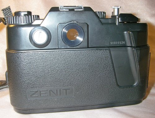 「動作品」ZENIT 122 フィルムカメラ 500x0.jpg