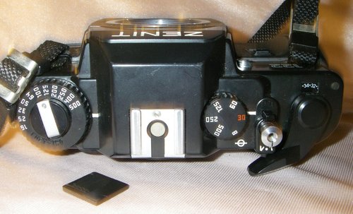 ZENIT-122 35mm フィルム一眼レフカメラボディ ペンタックス M42